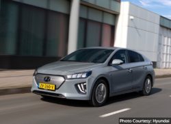 The-Hyundai-Ioniq-Alternatives-to-the-Toyota-Prius